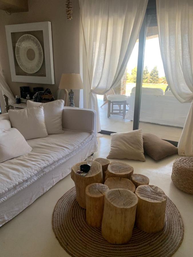 Three Dots Boutique Souli