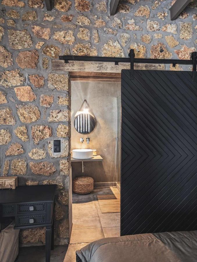 Three Dots Boutique Villa Souli