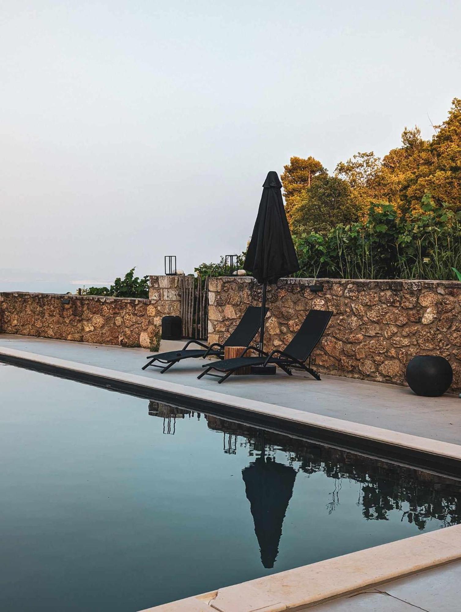 Three Dots Boutique Villa